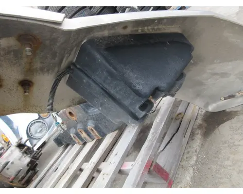 CATERPILLAR CT660 Bumper Assembly, Front