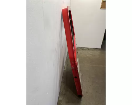 CATERPILLAR CT660 Door Assembly, Front