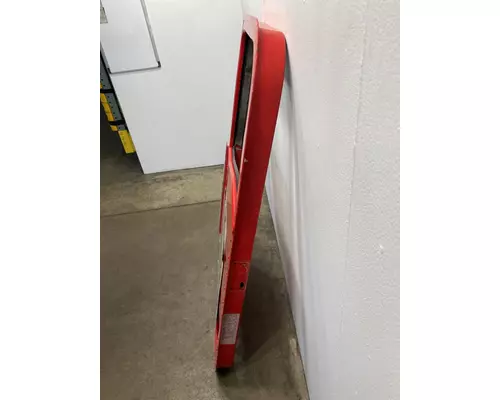 CATERPILLAR CT660 Door Assembly, Front