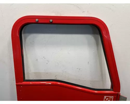 CATERPILLAR CT660 Door Assembly, Front