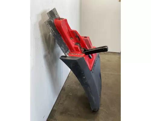 CATERPILLAR CT660 Fender Extension