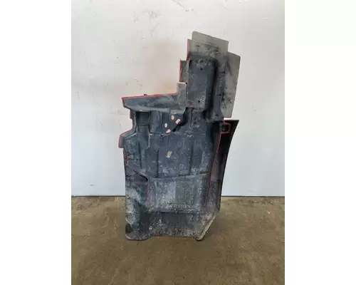 CATERPILLAR CT660 Fender Extension