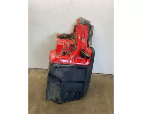 CATERPILLAR CT660 Fender Extension