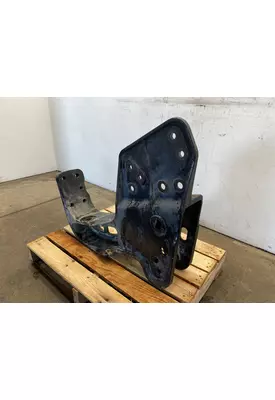 CATERPILLAR CT660 Frame Horn