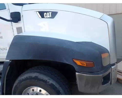 CATERPILLAR CT660 Hood
