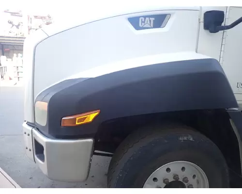 CATERPILLAR CT660 Hood