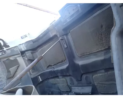 CATERPILLAR CT660 Hood