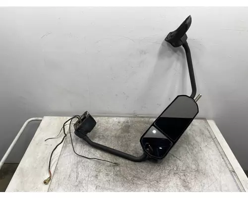 CATERPILLAR CT660 Mirror (Side View)