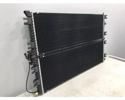 CATERPILLAR CT660 Radiator