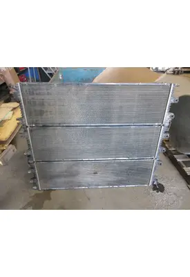 CATERPILLAR CT660 Radiator