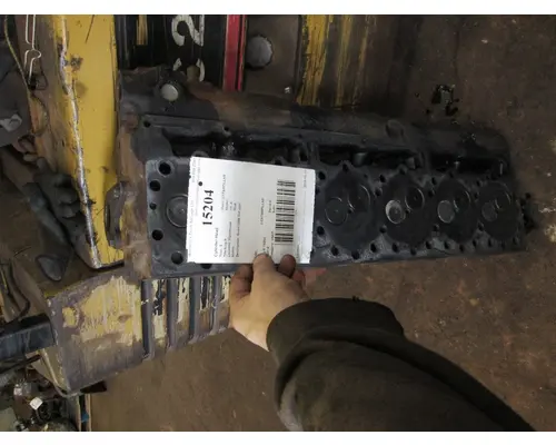 CATERPILLAR  Cylinder Head