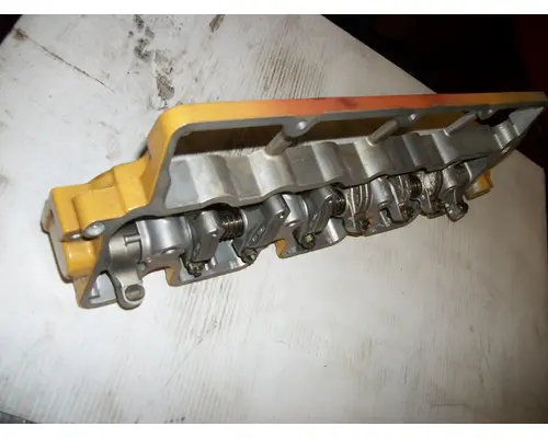 CATERPILLAR  Valve Cover