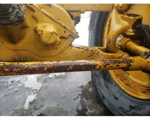 CAT 120 Equip Axle