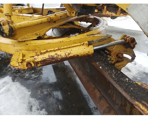 CAT 120 Equip Hydraulic Cylinder