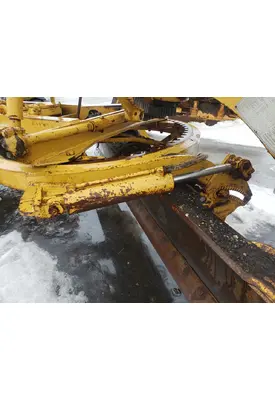 CAT 120 Equip Hydraulic Cylinder