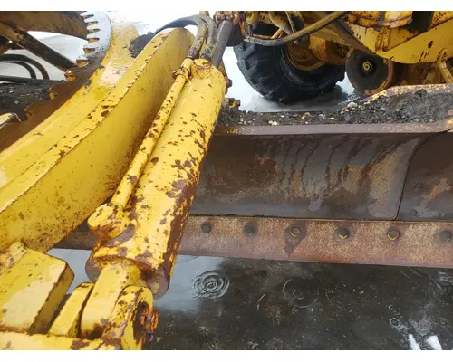 CAT 120 Equip Hydraulic Cylinder