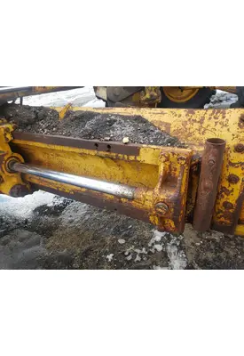 CAT 120 Equip Hydraulic Cylinder