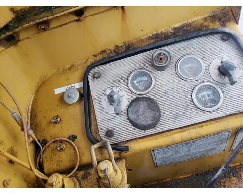 CAT 120 Equip Instrument Cluster