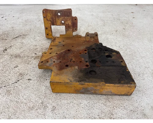 CAT 213-1637 Brackets, Misc.