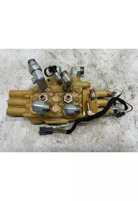 CAT 226D Equip Hydraulic Valve