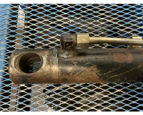 CAT 277 Equip Hydraulic Cylinder