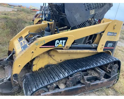 CAT 277 Equip Loader Arm