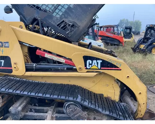 CAT 277 Equip Loader Arm