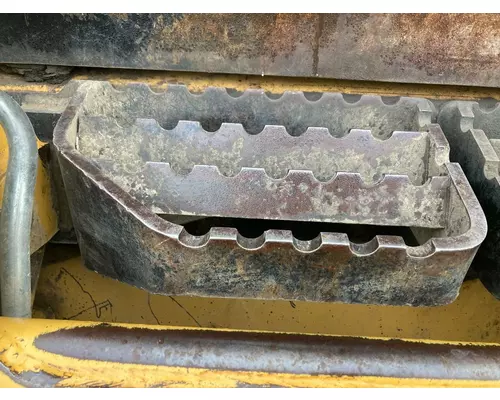 CAT 277 Equip Step