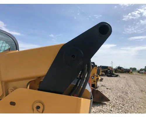 CAT 299D  Equip Linkage