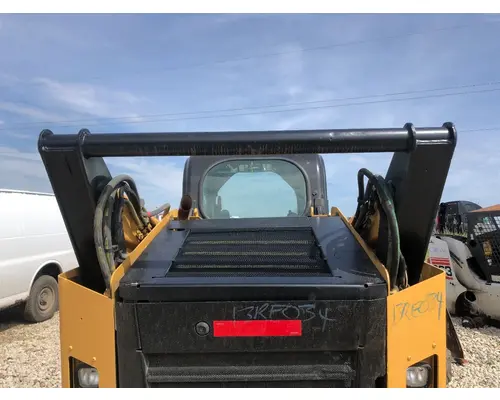 CAT 299D  Equip Loader Arm