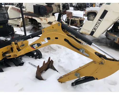 CAT 301.7D Equip Boom
