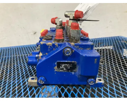 CAT 301.7D Equip Hydraulic Valve