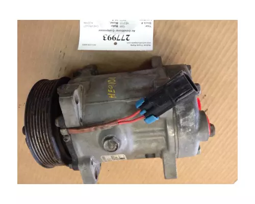 CAT 3116 Air Conditioner Compressor