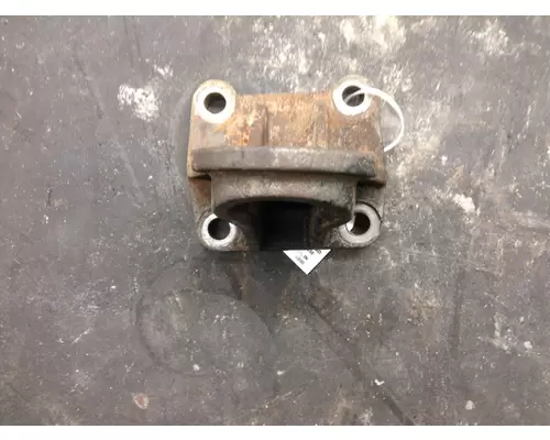 CAT 3116 Engine Mounts