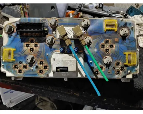 CAT 3116 Instrument Cluster