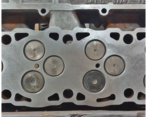 CAT 3126B Cylinder Head