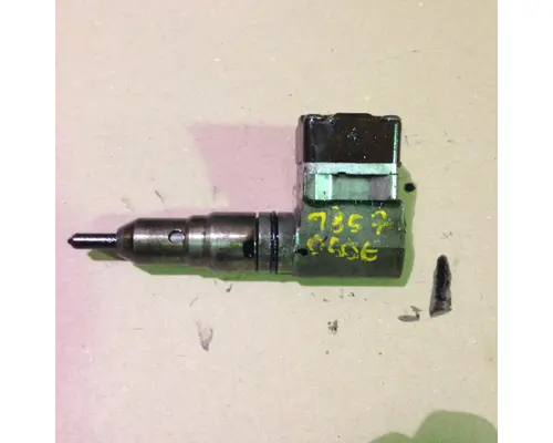 CAT 3126B FUEL INJECTOR