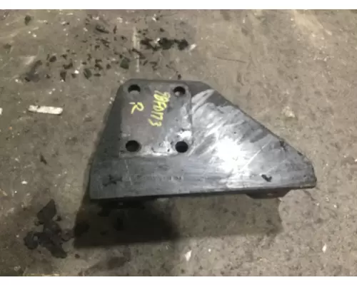 CAT 3126 Engine Mounts