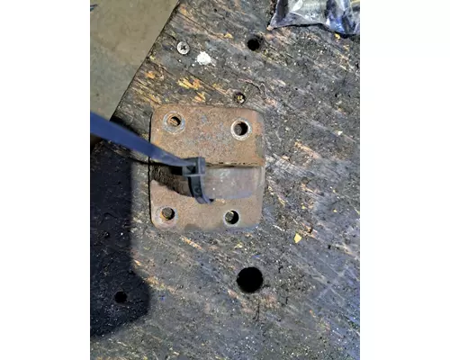 CAT 3126 Engine Mounts