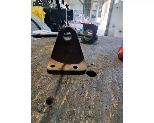 CAT 3126 Engine Mounts