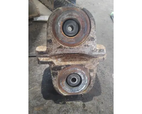 CAT 3126 Engine Mounts