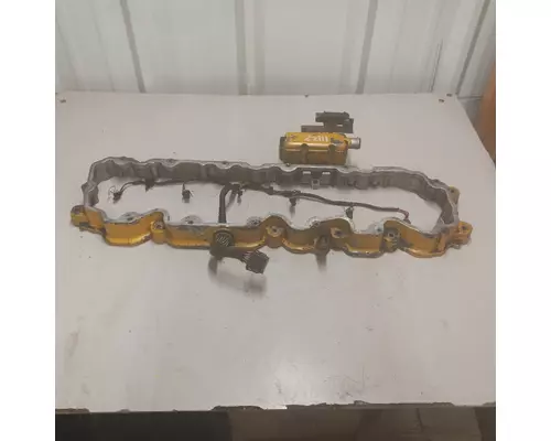 CAT 3126 Rocker Arm HousingValve Cover Riser