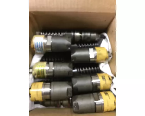 CAT 3176B FUEL INJECTOR