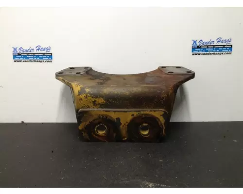 CAT 3176 Engine Mounts