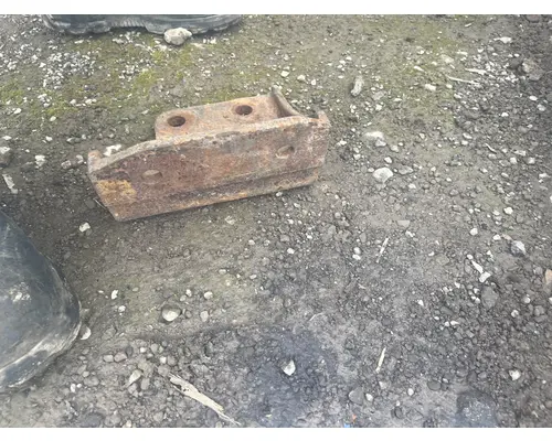 CAT 3176 Engine Mounts