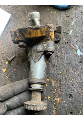 CAT 3176 Filter Housing / Oil 