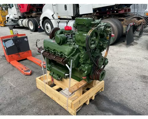 CAT 3208T Engine Assembly