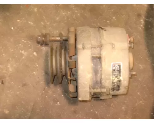 CAT 3208 Alternator