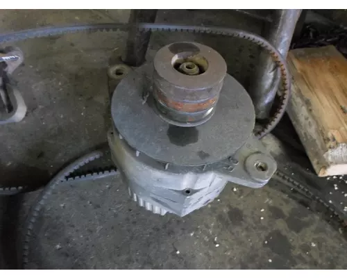 CAT 3208 Alternator