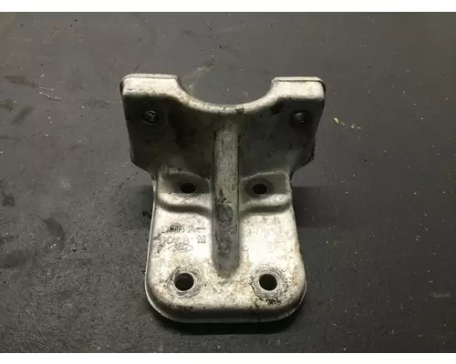 CAT 3208 Engine Mounts